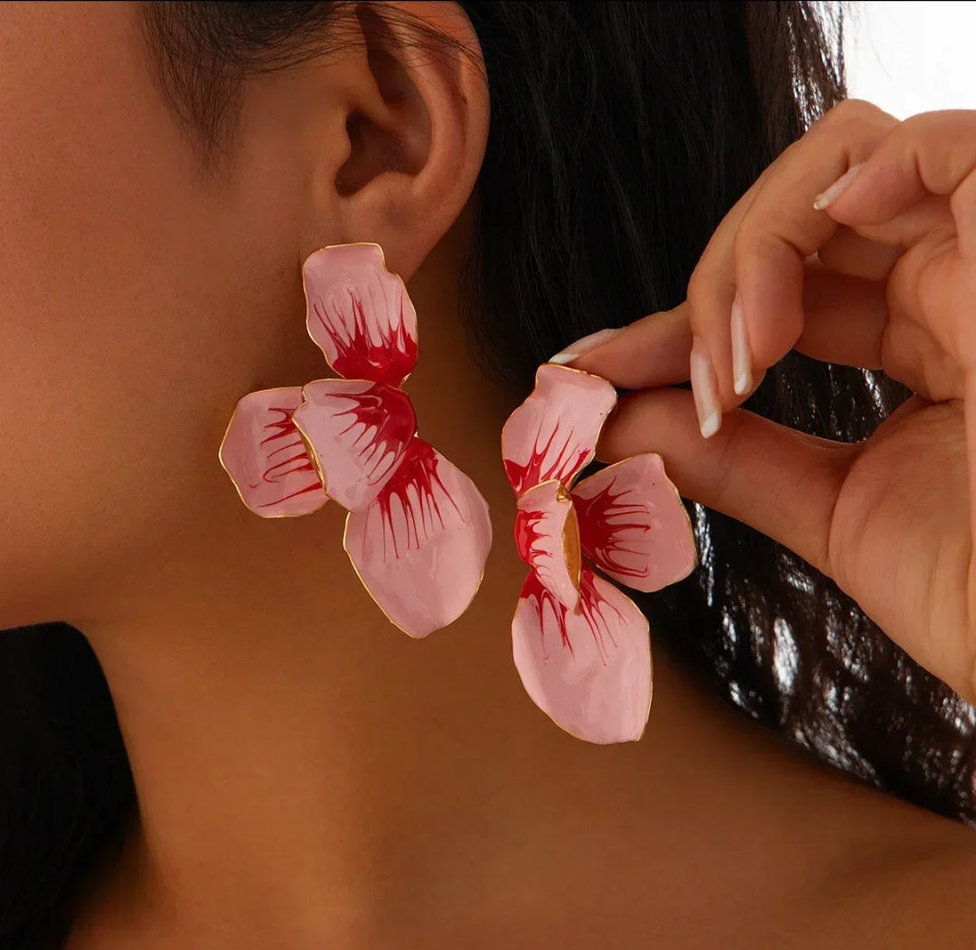 Hibiscus Earring